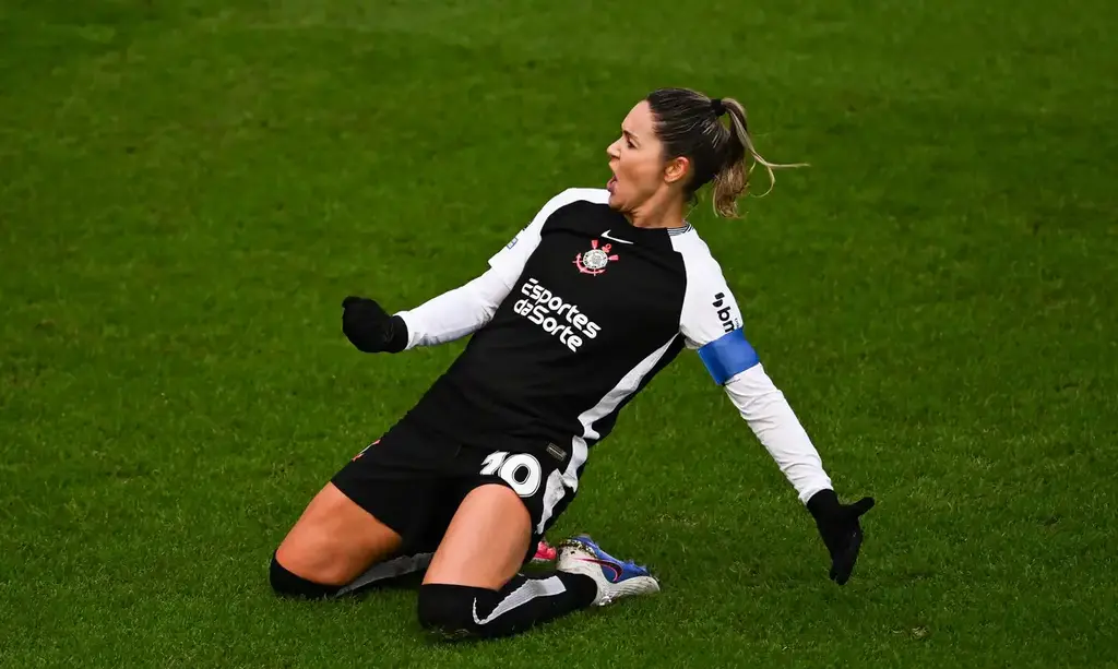 Com gol de Gabi Zanotti, Corinthians vai à final da Copa das Campeãs