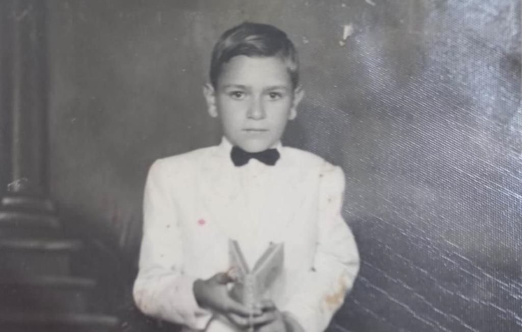 Memória escolar, religiosa e profissional de Valdir Carradore