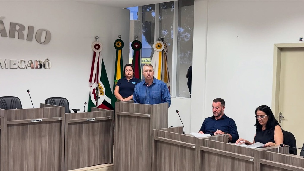 Prefeito Lucimar Salmória de Abdon Batista é empossado Presidente da Amplasc