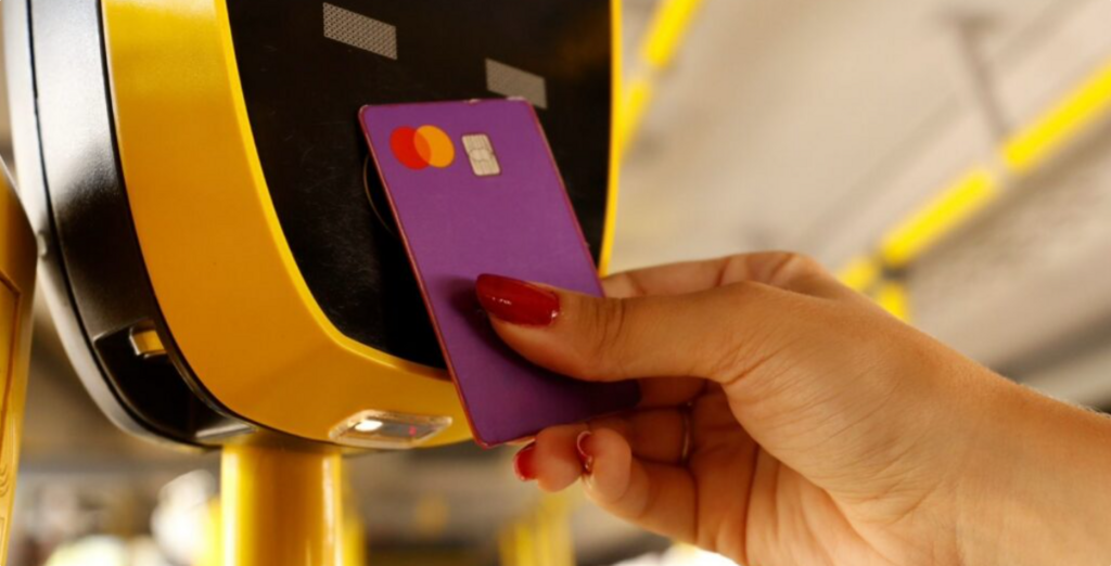 Transporte coletivo de Joinville passa a aceitar pagamento por aproximação com cartão a partir deste domingo