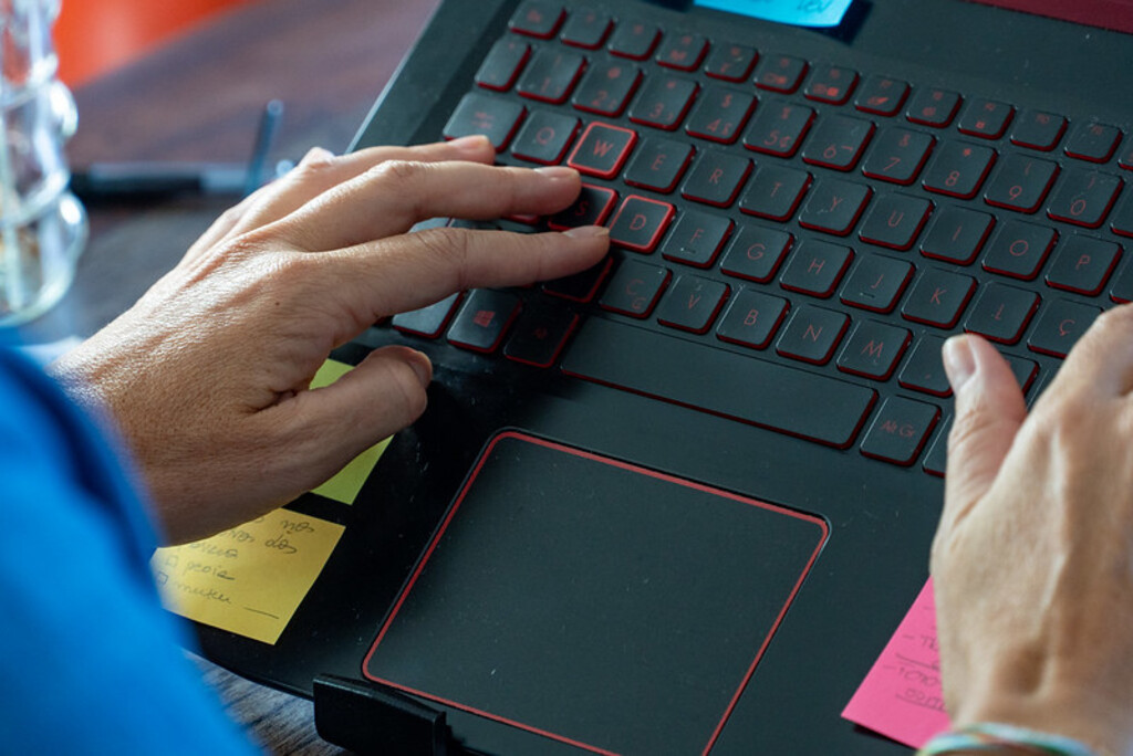 Como começar uma carreira em tecnologia: SCTEC inicia com palestras gratuitas em Santa Catarina