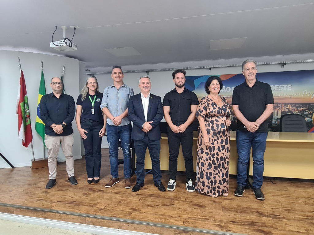 Administração Municipal realiza ato oficial de troca de secretários