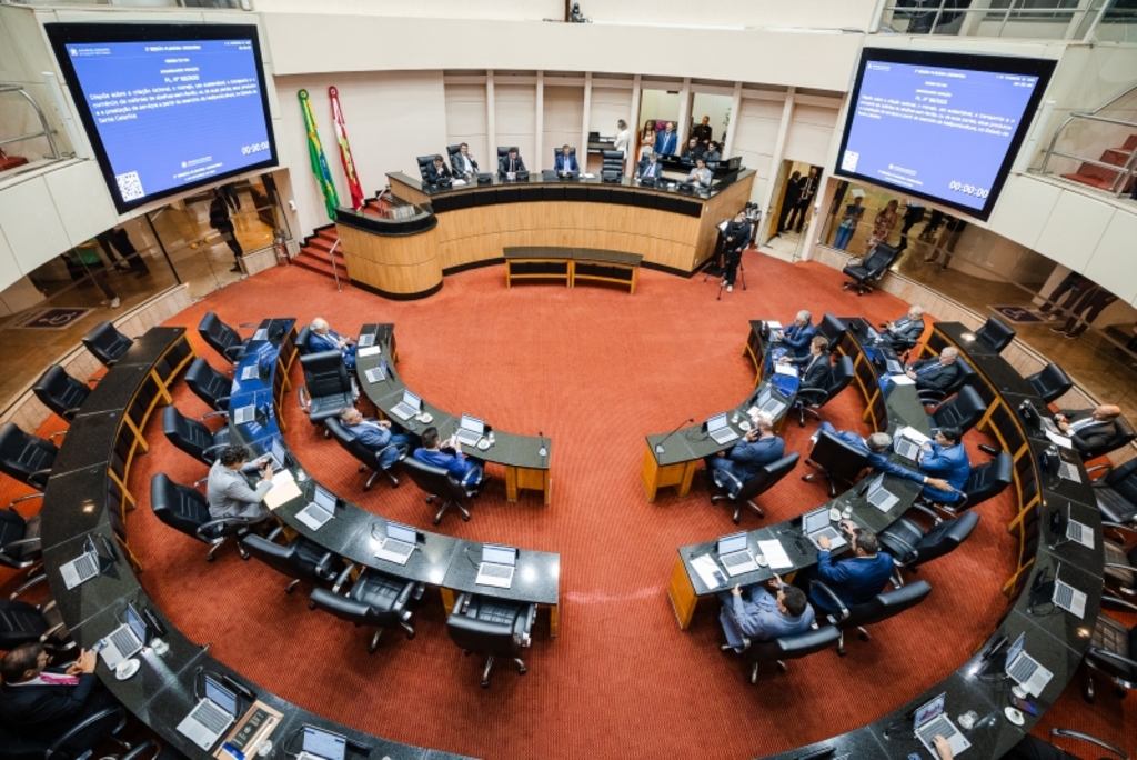 Aprovado projeto que concede desconto no IPVA para bons motoristas