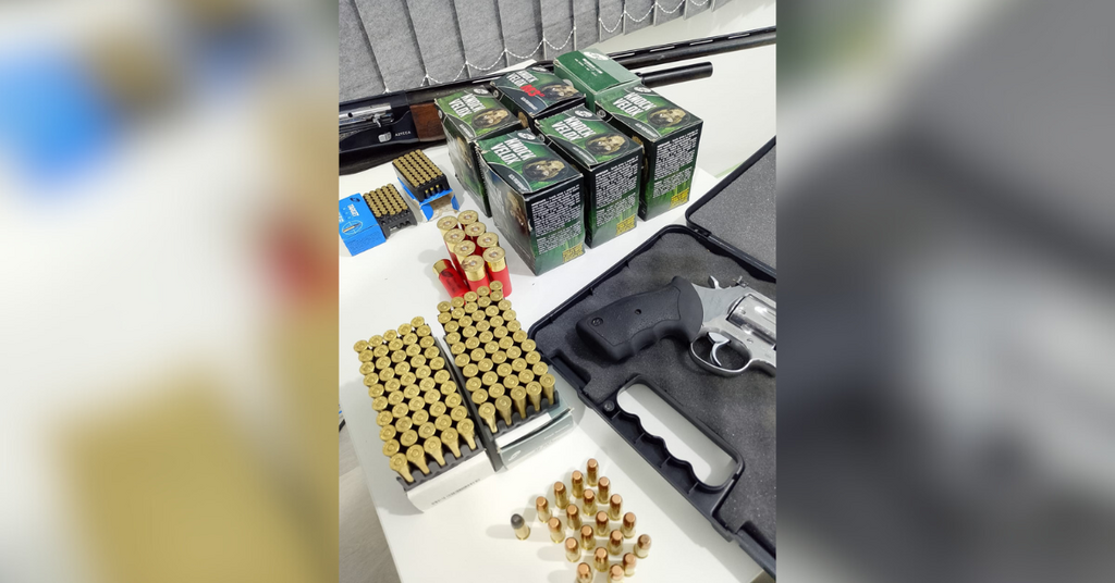 Polícia Civil apreende armas e grande quantidade de munição em Pouso Redondo