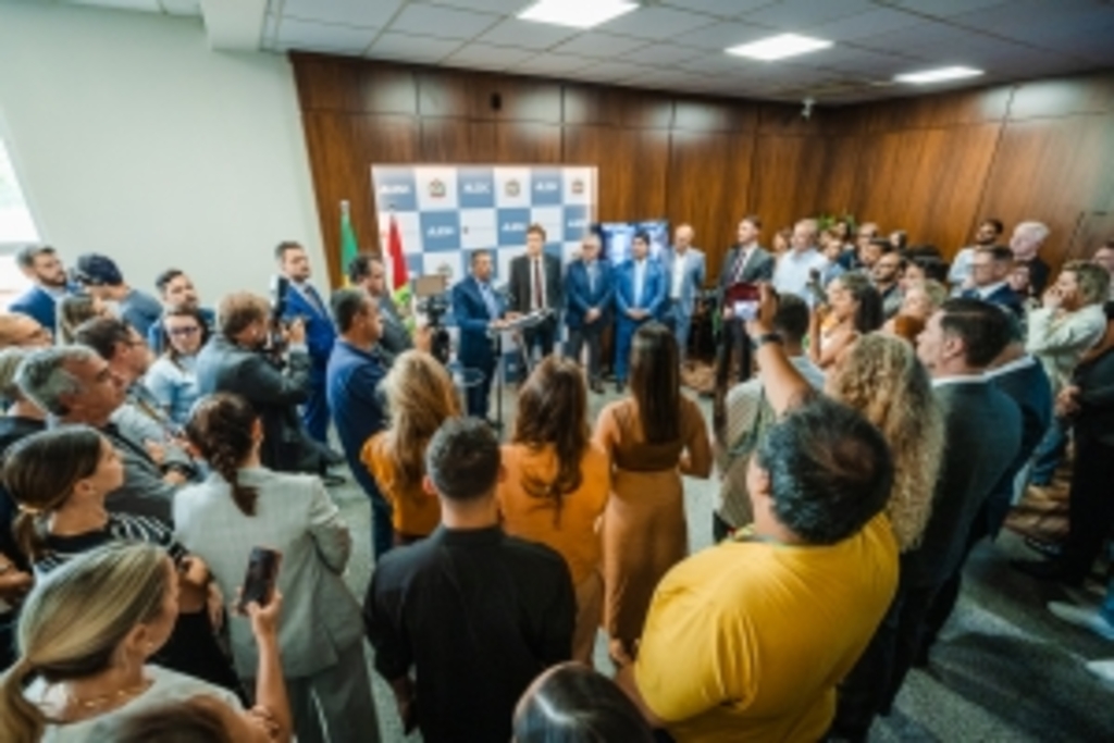 Alesc amplia participação cidadã com inauguração do Espaço da Democracia