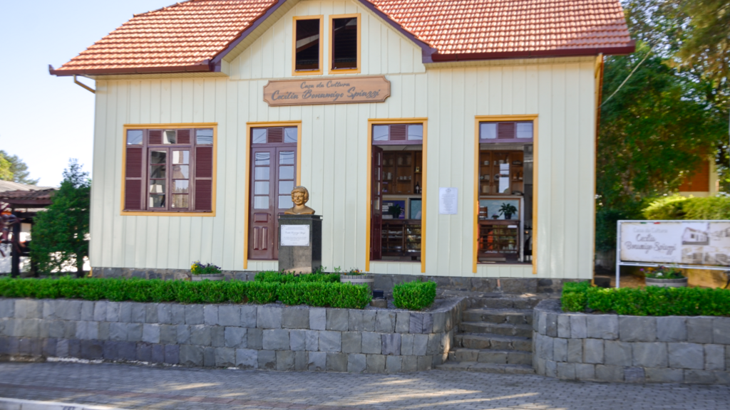 Casa da Cultura Cecilia Bonamigo Spiazzi