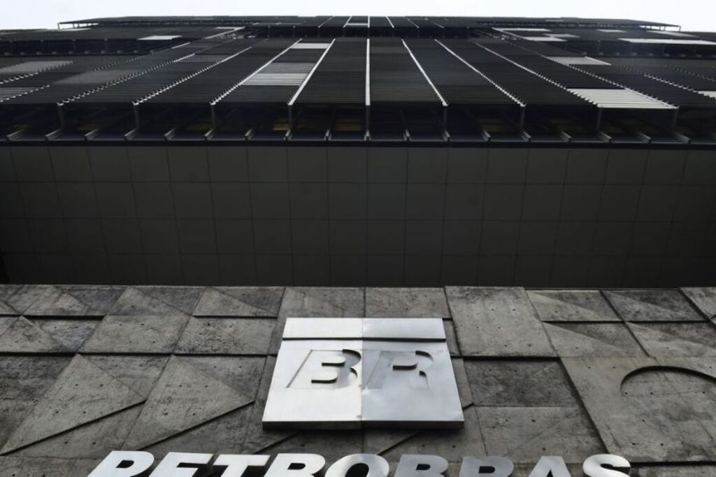 Petrobras compra 42,5% de bloco de exploração de petróleo na Namíbia