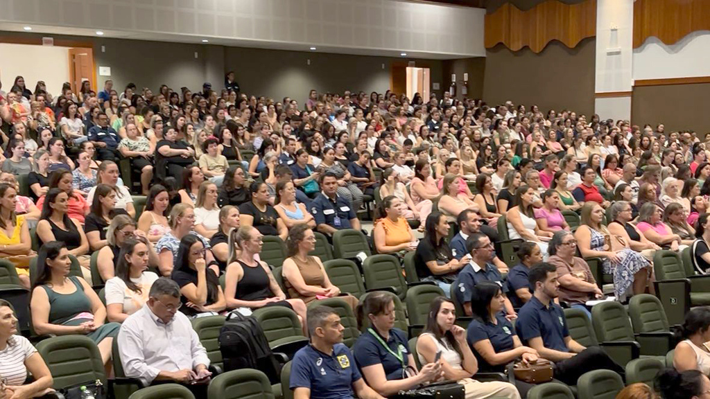 Aulas pela Rede Municipal iniciam na segunda-feira