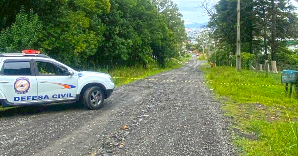 Prefeitura presta atendimento a nove bairros atingidos por chuva no final de semana