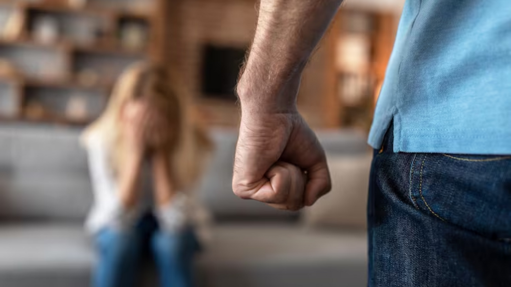 Homem é preso após agredir companheira na noite de segunda-feira em Imbituba