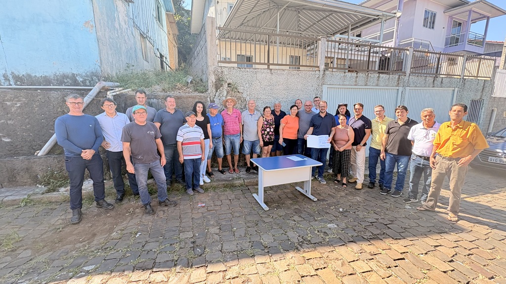 Uma grande conquista para Capinzal: pavimentação da Rua Célio Rocha se torna realidade