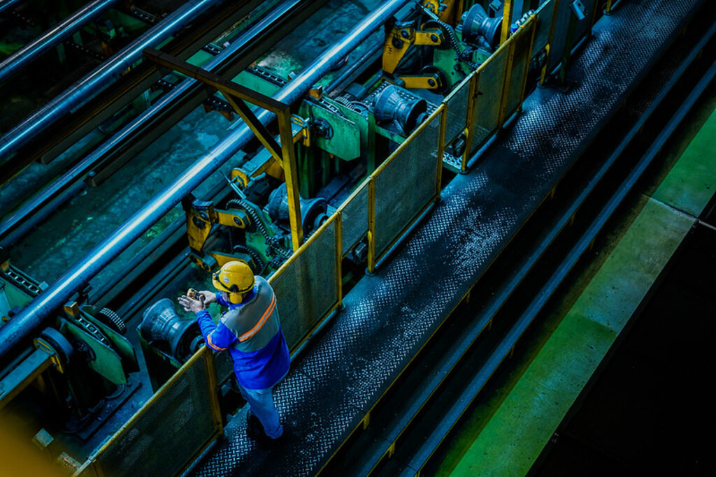 Indústria de Santa Catarina cresce 3,2% em 2025, cinco vezes a média nacional