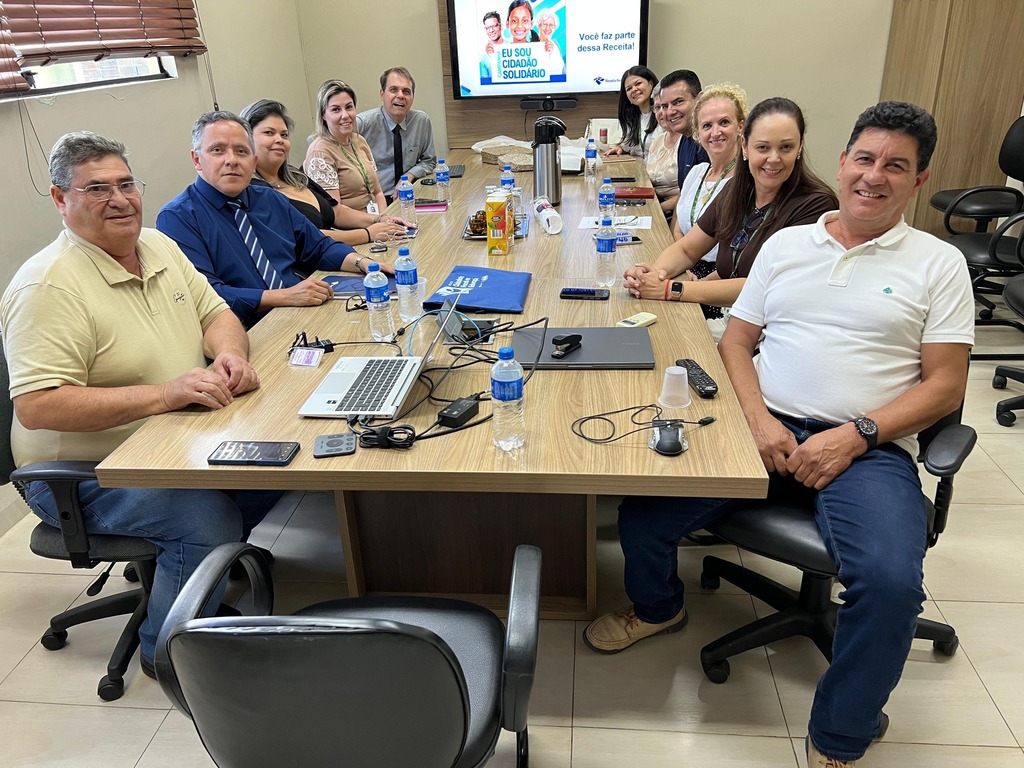 Três Barras recebe visitada  Regional da Receita Federal de Joinville