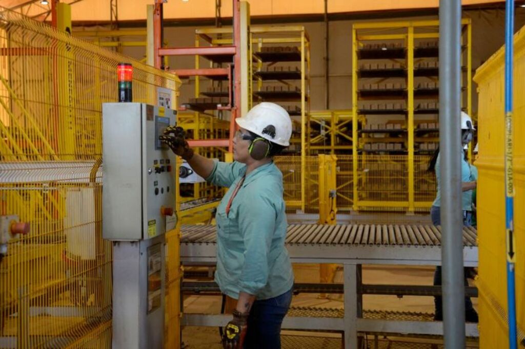 Ipea diz que mercado de trabalho pode absorver fim da escala 6x1