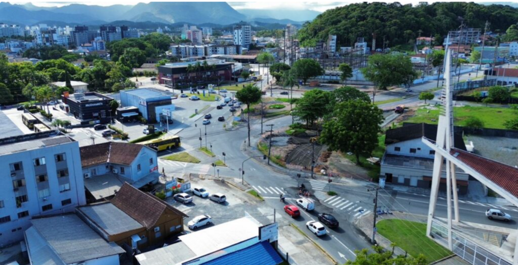 Trecho da rua Dona Francisca será pavimentado e terá interdições