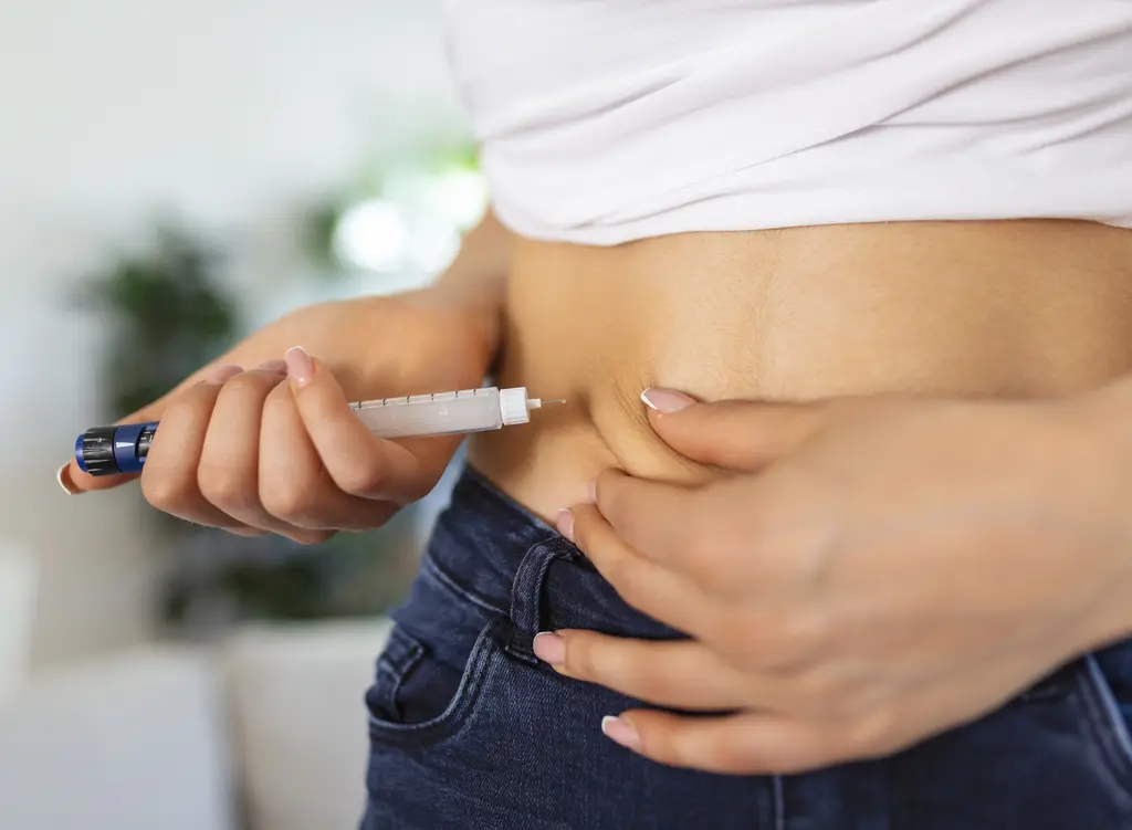 Saúde de SC alerta para riscos das “canetas emagrecedoras” com tirzepatida e retatrutida