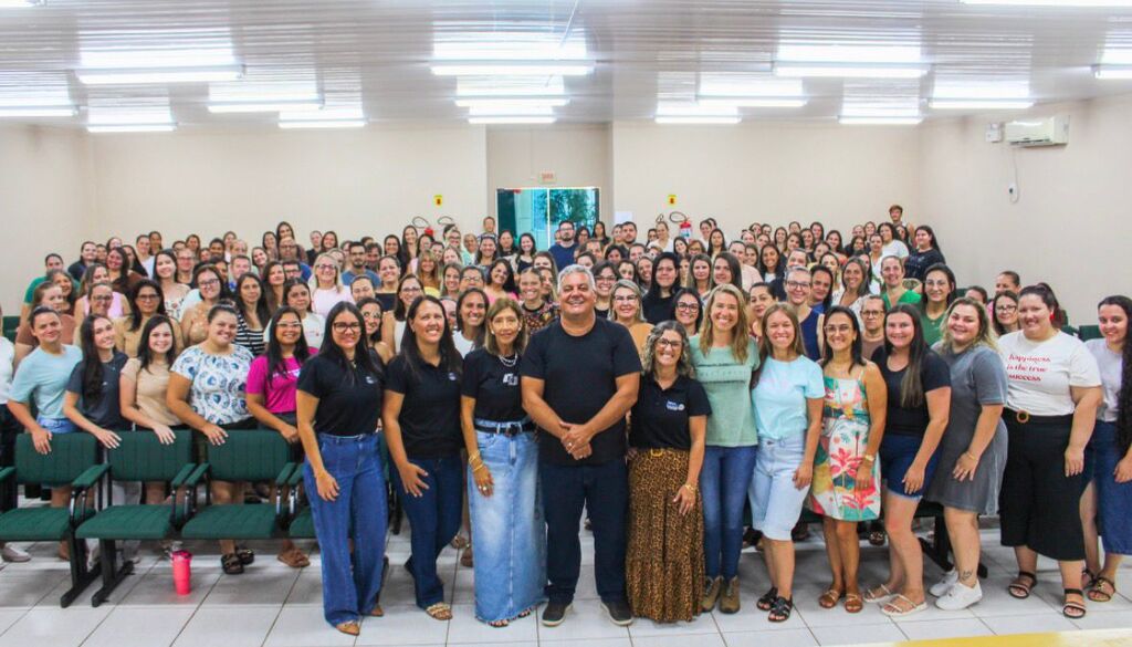 PRAIA GRANDE ABRE ANO LETIVO DE 2026 COM FORMAÇÃO PARA PROFISSIONAIS DA REDE MUNICIPAL