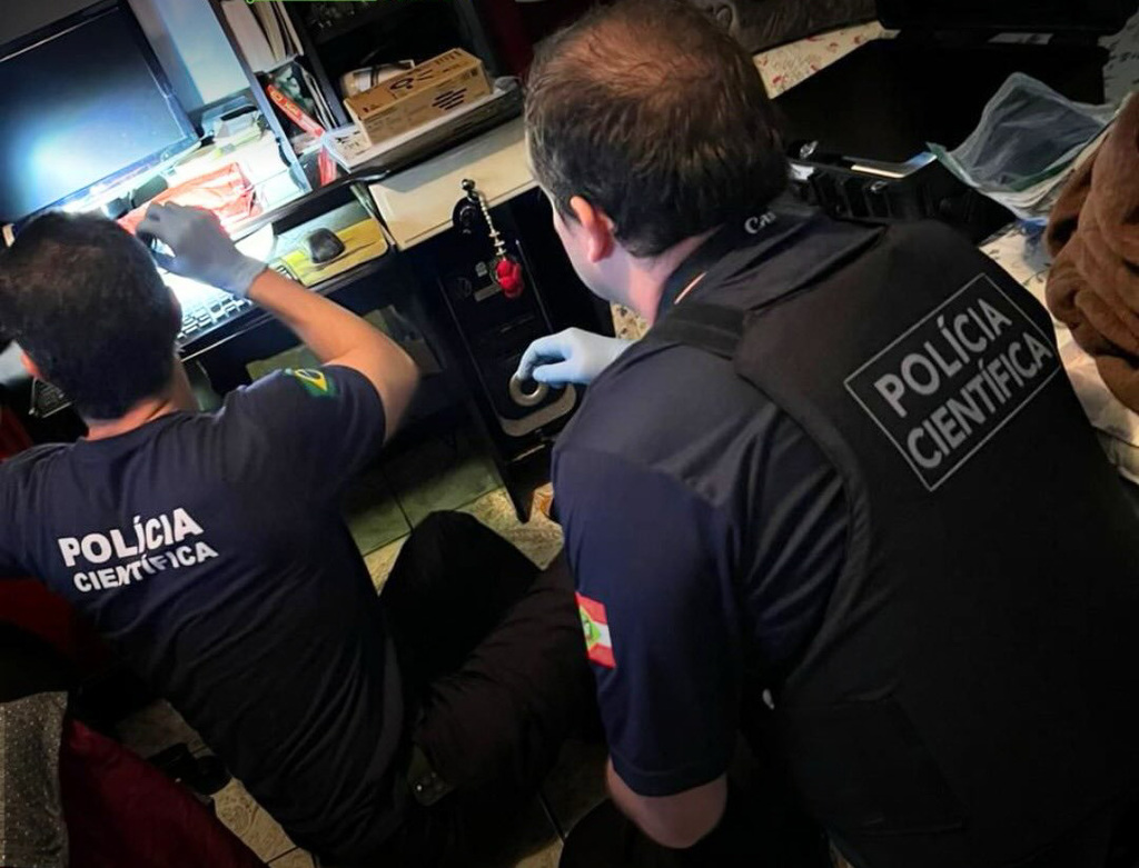 Operação Infantius desmantela rede digital de exploração sexual infantojuvenil em SC