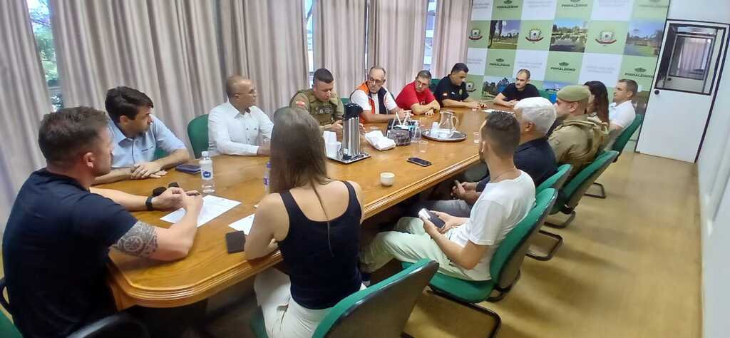 Pinhalzinho fortalece segurança com atuação integrada entre comunidade e forças policiais