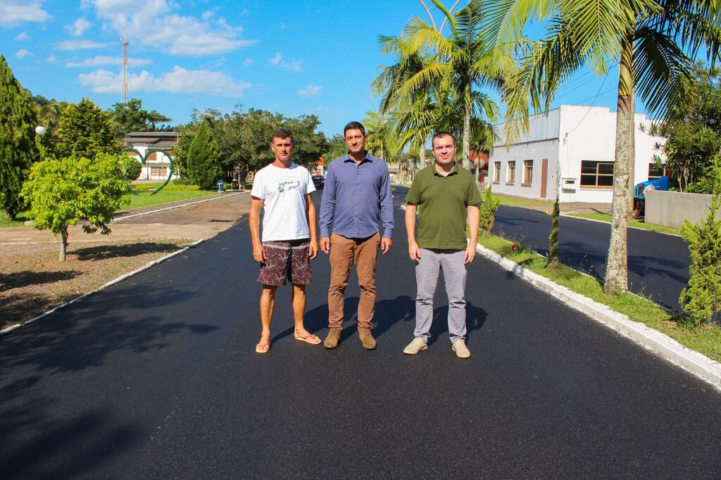 MORRINHOS DO SUL RECEBE RECAPAGEM ASFÁLTICA NO CENTRO POR MEIO DO CONSÓRCIO CIDIRUR