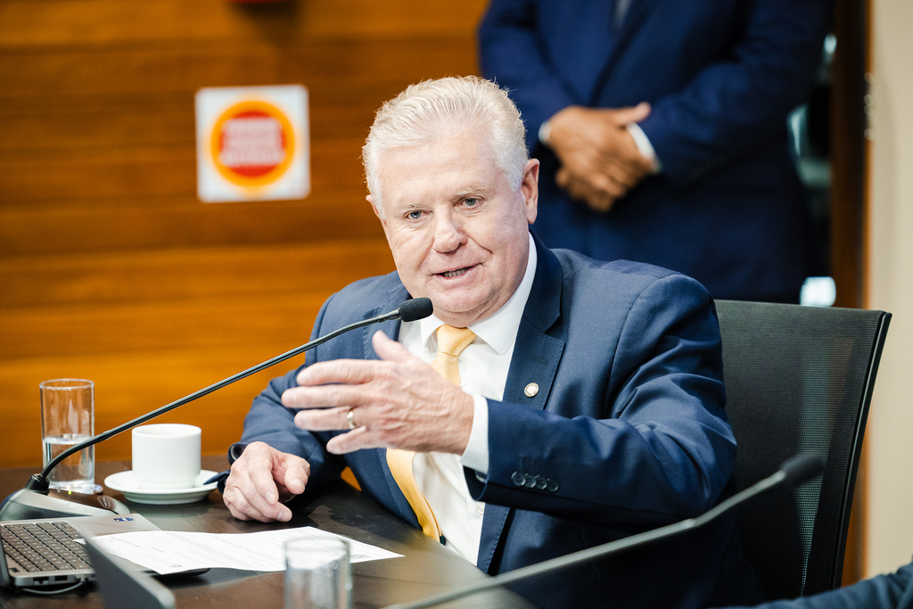 Nilso Berlanda apresenta projeto que moderniza exame prático da CNH em SC