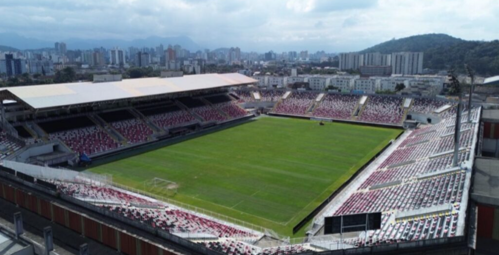 Arena Joinville terá gramado sintético padrão FIFA após licitação de R$ 4 milhões