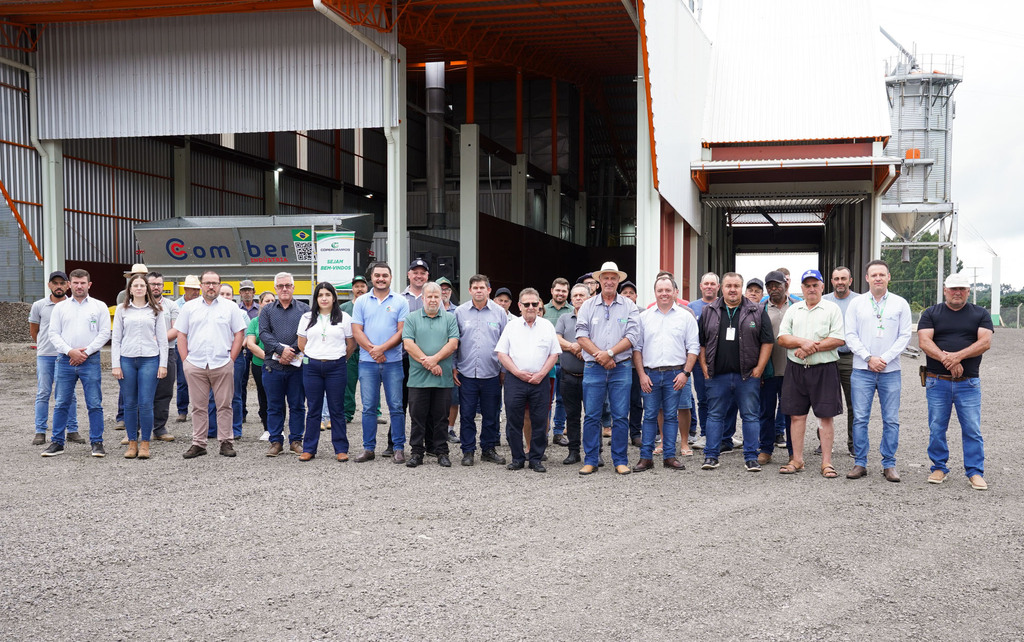 Copercampos reinaugura unidade de armazenagem em Otacílio Costa