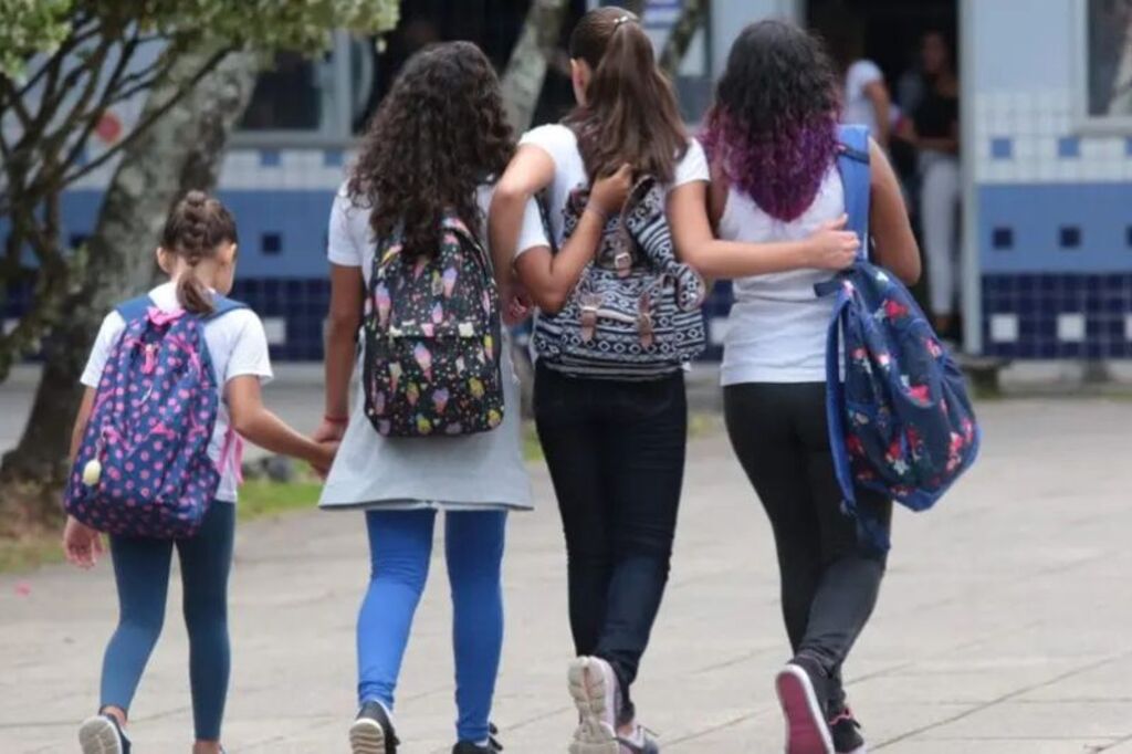 O programa de combate à evasão escolar em Santa Catarina que resgatou 333 mil sonhos