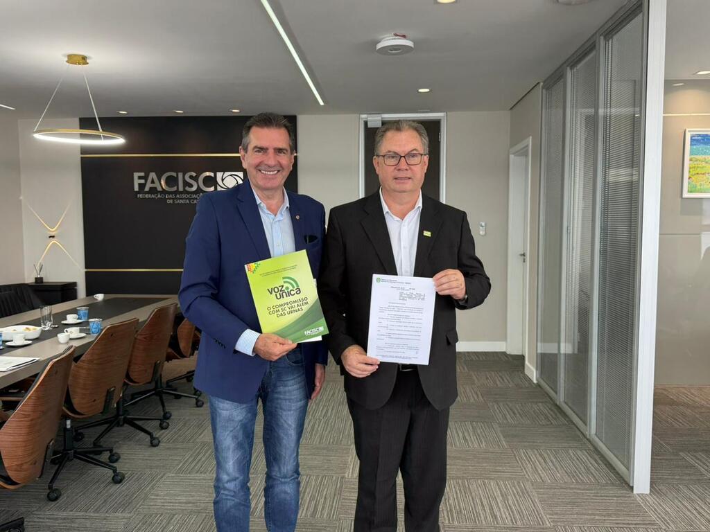 Cobalchini apresenta três projetos relacionados à produção de leite