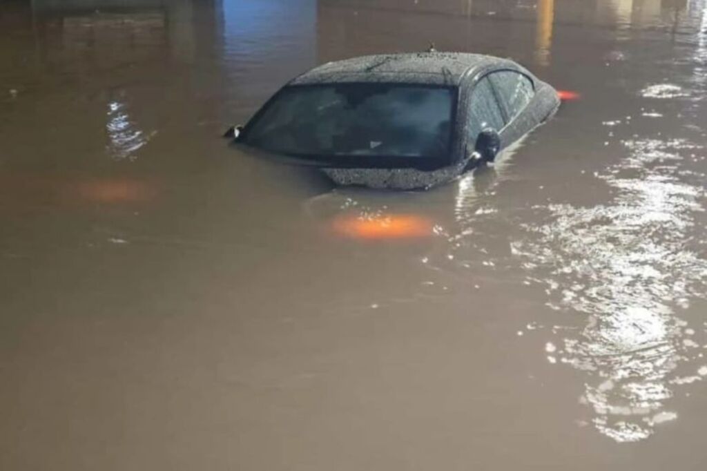 Chuvas em Santa Catarina causam alagamentos e superam 114 mm em Itajaí