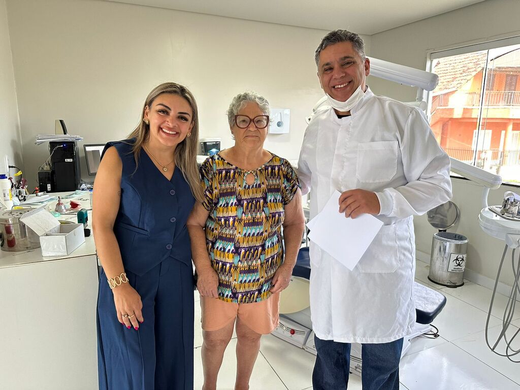 PASSO DE TORRES OFERECE PROGRAMA GRATUITO DE PRÓTESES DENTÁRIAS À POPULAÇÃO