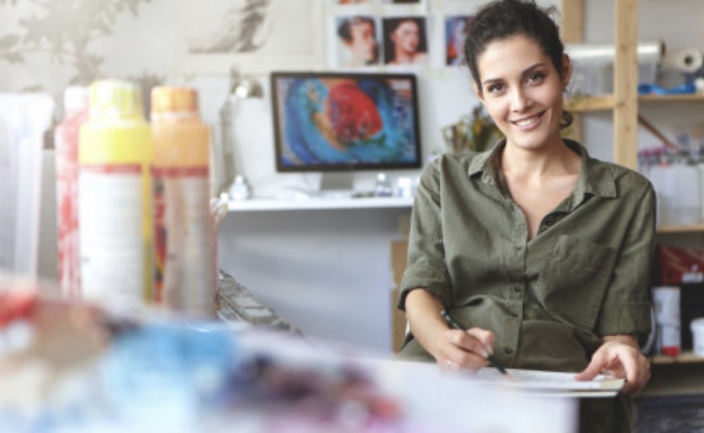 Redução da jornada pode eliminar 27 mil empregos no setor terciário de Santa Catarina, aponta estudo da Fecomércio