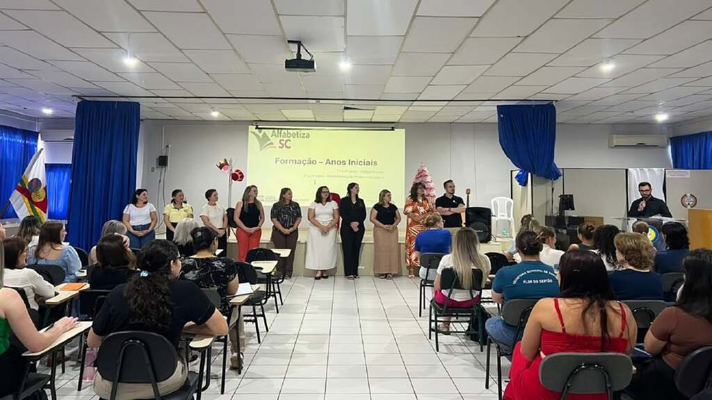Saudades participa de formação do Renalfa voltada à alfabetização em Maravilha