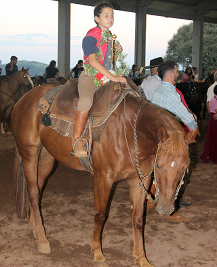 Competições, momentos de fé e gastronomia