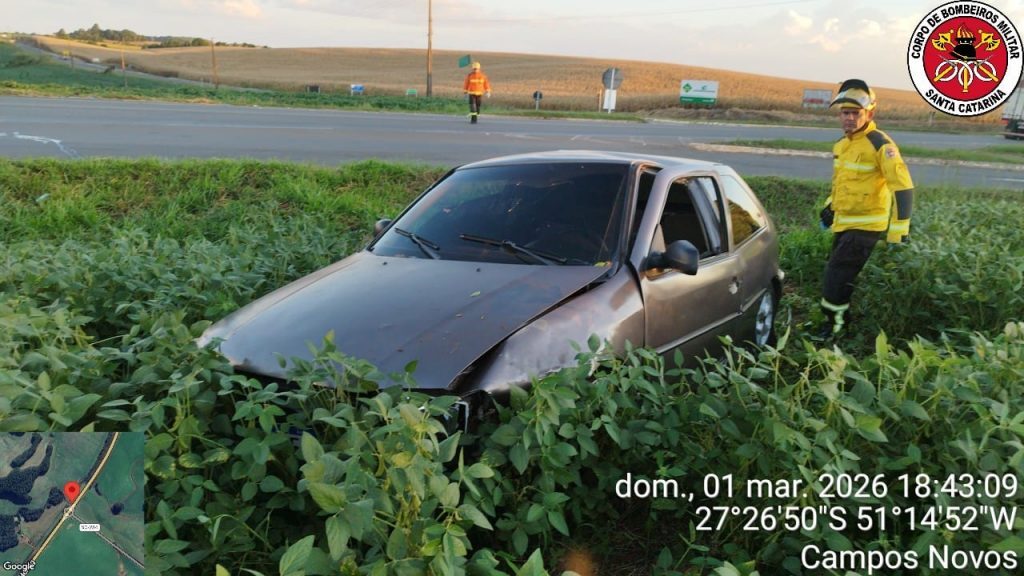 Quatro ficam feridos em acidente grave na BR-470 em Campos Novos