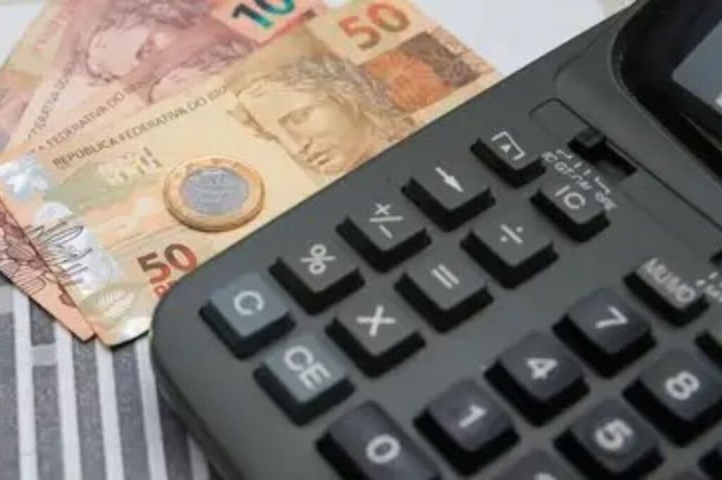 Com alta de 5,9%, comércio liderou expansão da economia em SC, em 2025