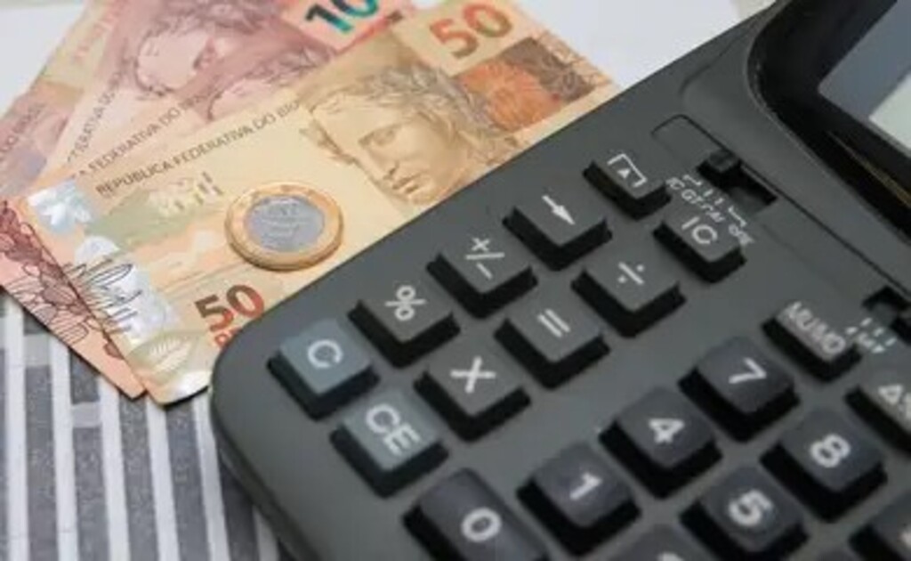 Com alta de 5,9%, comércio liderou expansão da economia em SC, em 2025