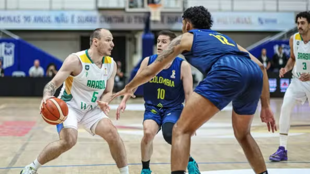 Brasil domina Colômbia por 101 a 72 e mantém 100% nas Eliminatórias para o Mundial de Basquete