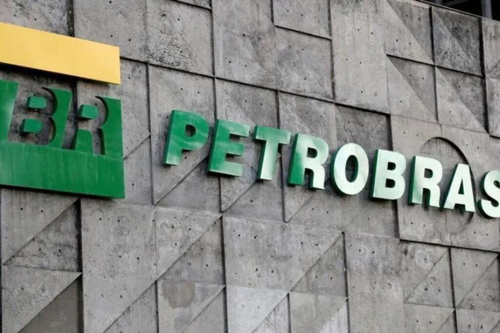 PETROBRAS AVALIA MERCADO INTERNACIONAL ANTES DE DECIDIR SOBRE PREÇOS DE COMBUSTÍVEIS