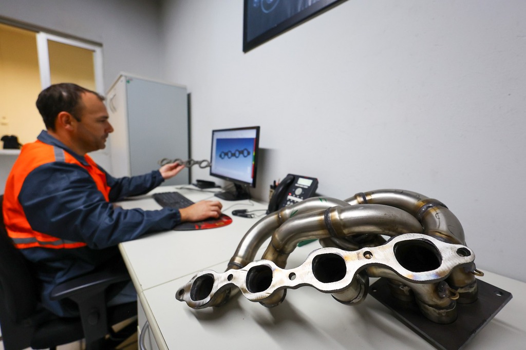 Engenharia brasileira desenvolve escapamento do V8 da Stock Car em 30 dias