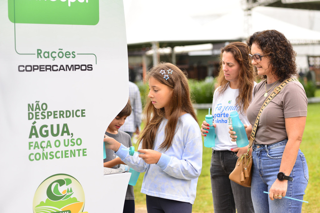Estações de água reduzem resíduos e reforçam sustentabilidade no 30º Show Tecnológico Copercampos