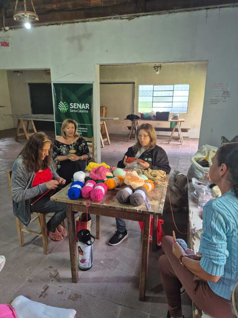 Curso de Crochê e Tricô fortalece mulheres da comunidade de Piurras