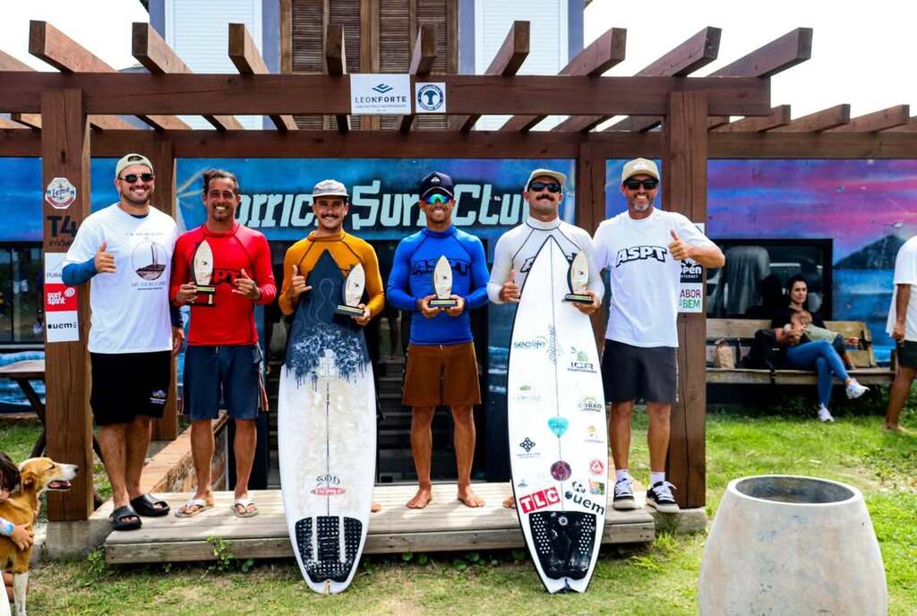 SECRETARIA DE ESPORTES DE PASSO DE TORRES REALIZA O 2º SURF TREINO COM PARTICIPAÇÃO DE 29 ATLETAS