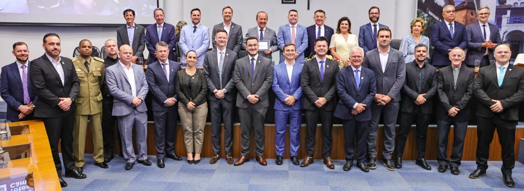 Governador Jorginho Mello é o novo Cidadão Honorário de Joinville