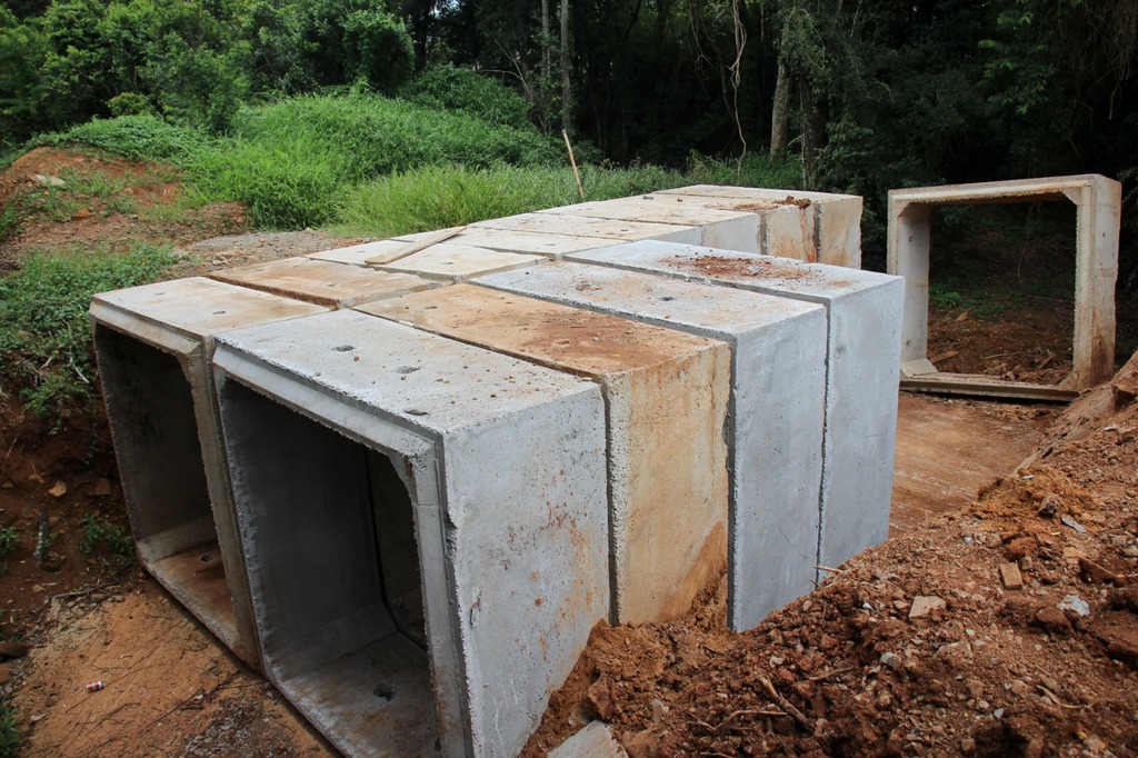 Obra da ponte na Rua Amantina de Morais segue a todo vapor em Zortéa