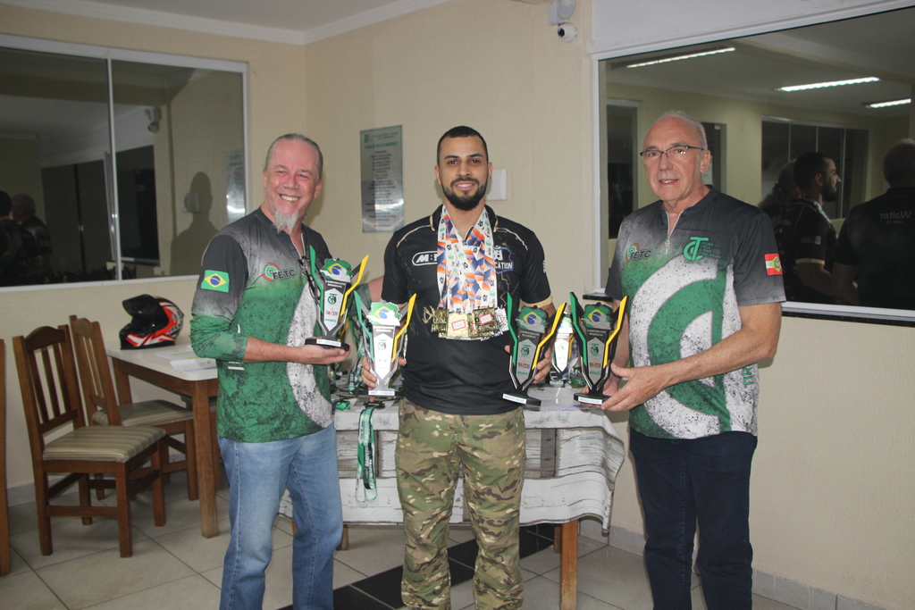 Caça e Tiro é destaque nacional em competição de tiro