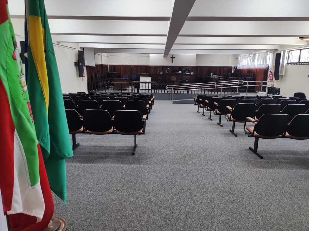 Acusado de homicídio em pet shop de Lages é absolvido pelo Tribunal do Júri