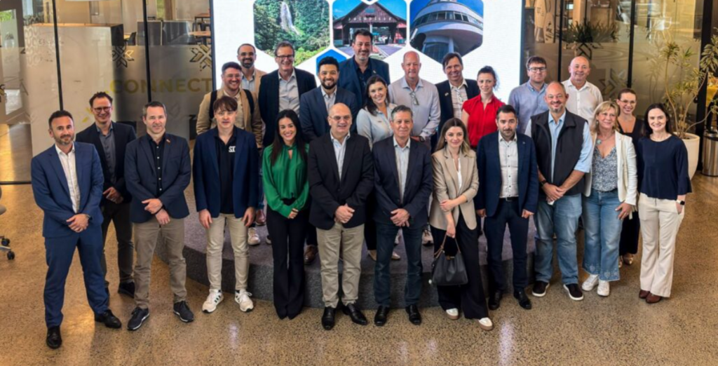 Empresários da Suíça visitam polos de tecnologia em Joinville para ampliar oportunidades de negócios