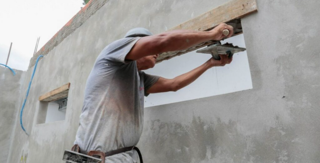 Profissão Construir abre vagas para cursos gratuitos na construção civil em Joinville