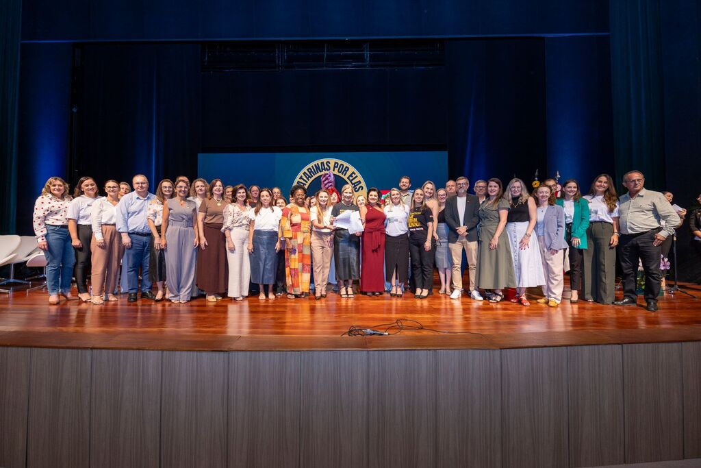SC lança eixo educacional do programa Catarinas por Elas